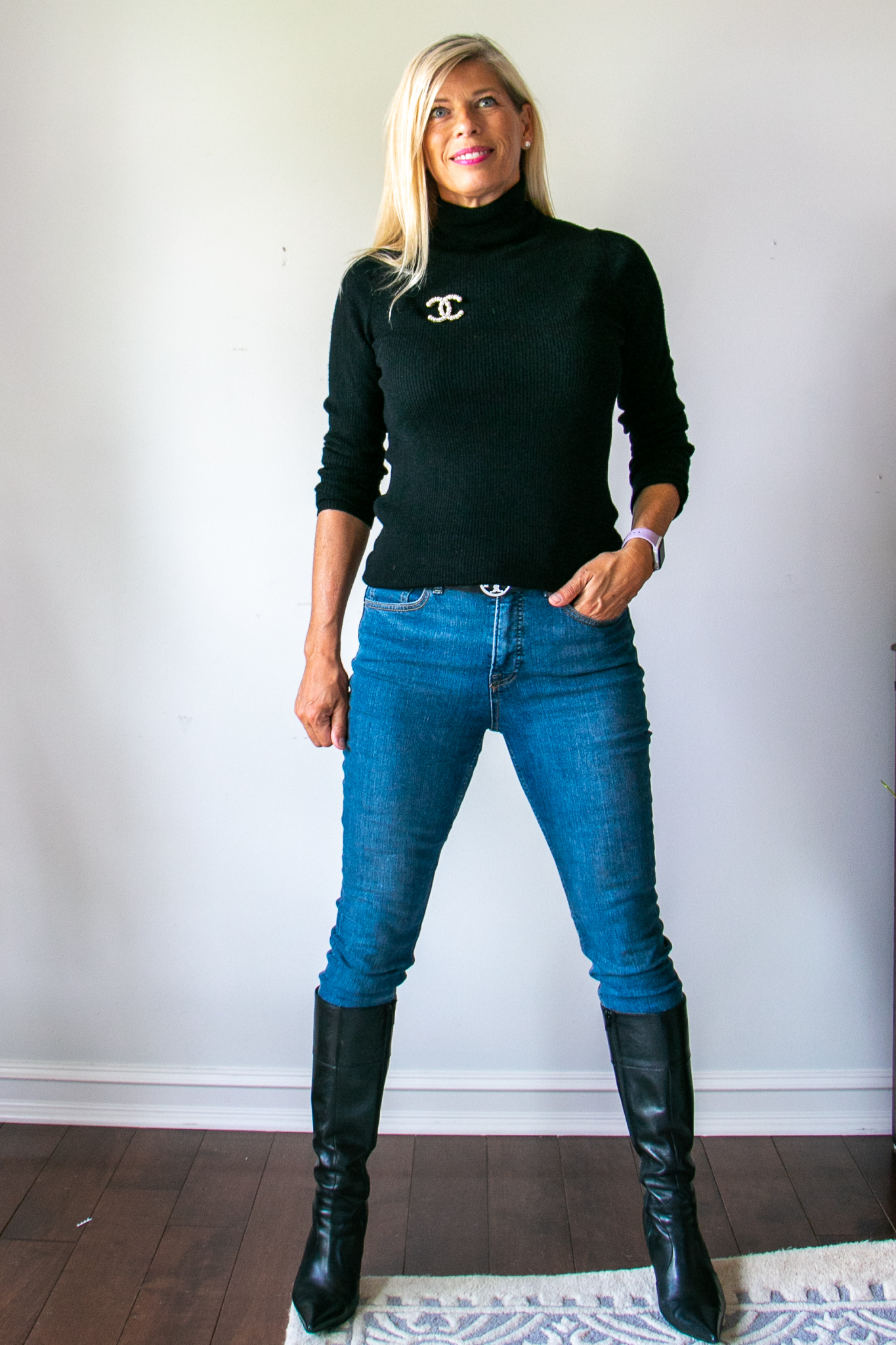 Black Cashmere Turtleneck, Jeans & Boots
