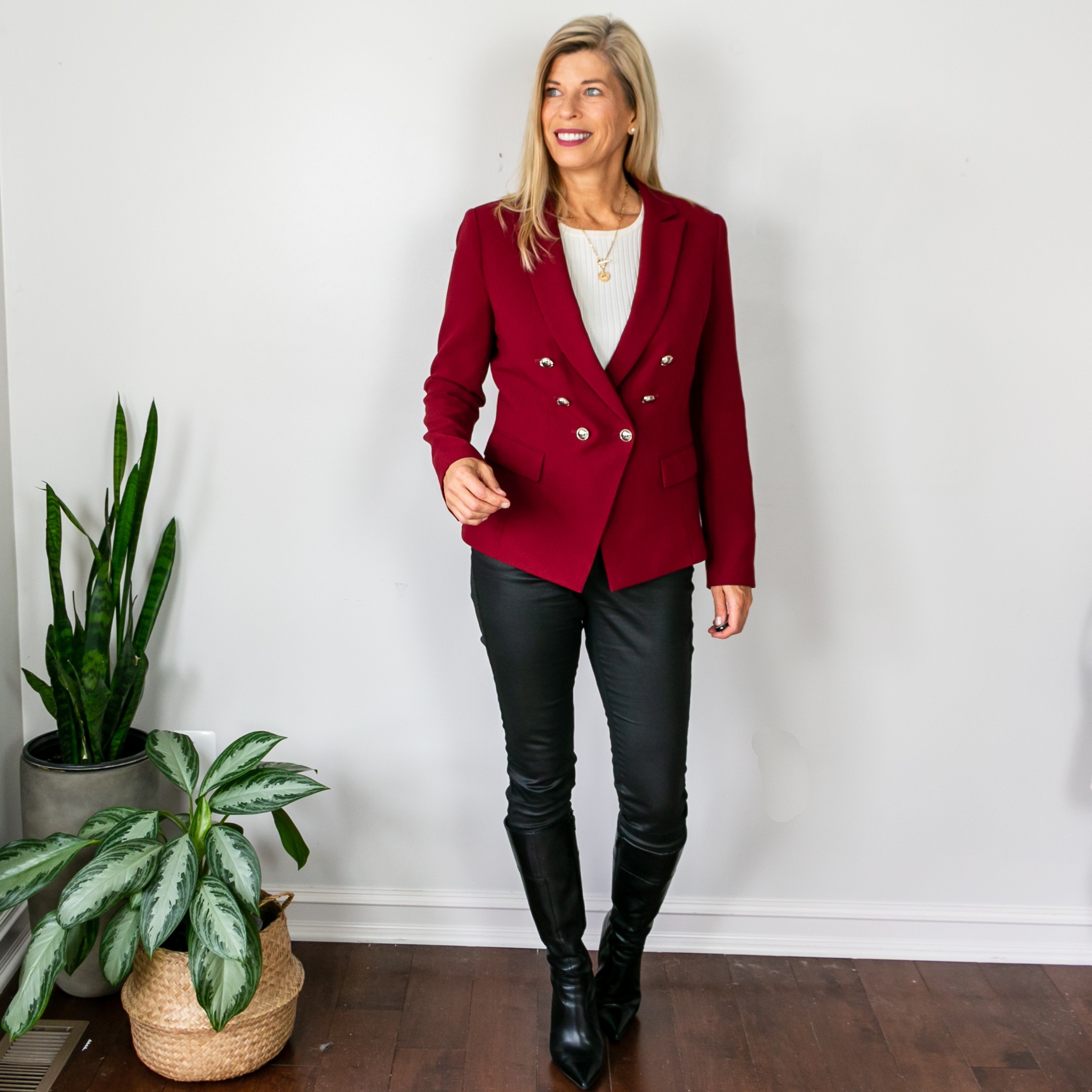 Red Blazer outfits with blazers and jeans