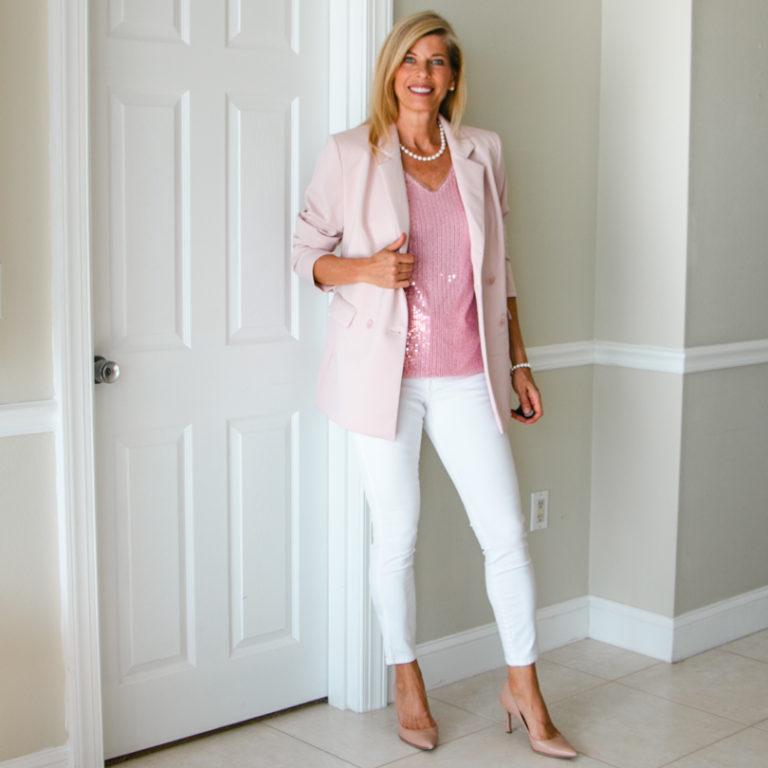 9 Effortless Dress Outfits for Women over 50