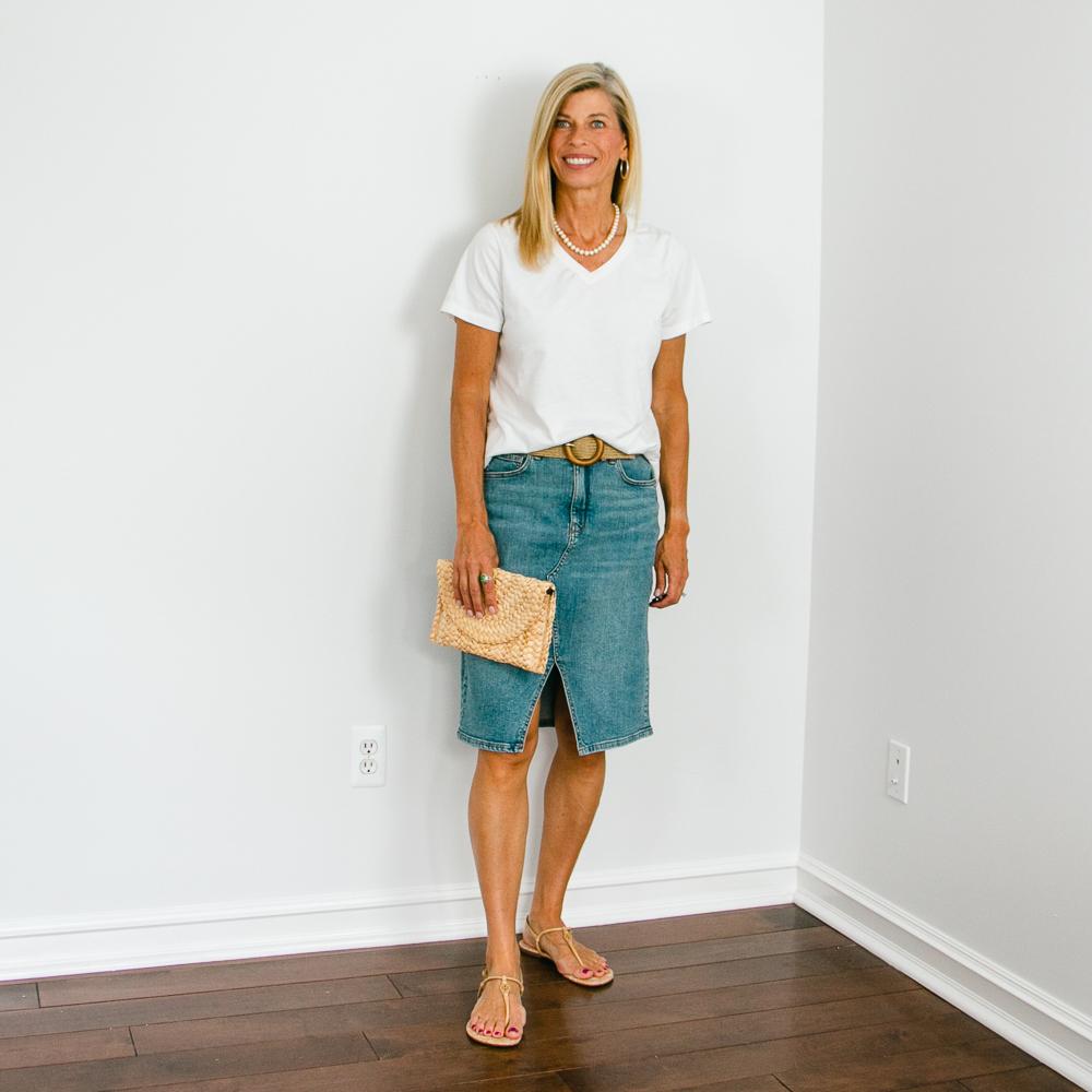 white v-neck t-shirt with jeans skirt outfit